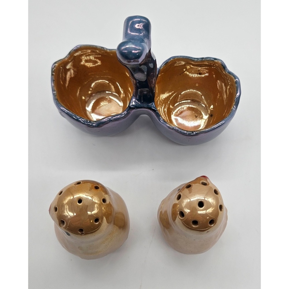 Lusterware Japan Ceramic Chick Salt and Pepper Shakers in Egg Holder with Handle - Picture 8 of 13